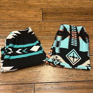 Women’s S/M Aztec Print Leggings (2 Pack)
